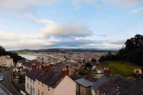 Beautiful Townhouse on The Great Orme, Llandudno PET FRIENDLY